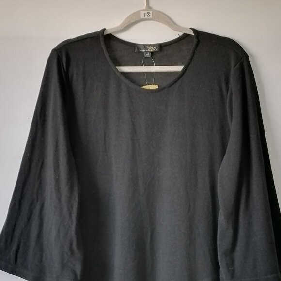 NWT Suzanne Betro Womens Black Round Neck 3/4 Sleeve Ruffle Hem Tunic Top Sz 1X - Picture 2 of 6